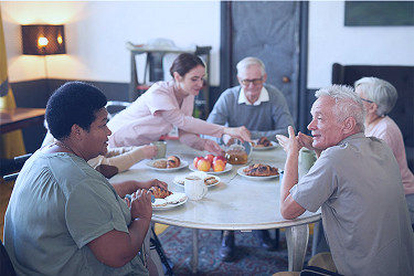 Activities For Seniors In Retirement Communities - Conservatory Senior  Living